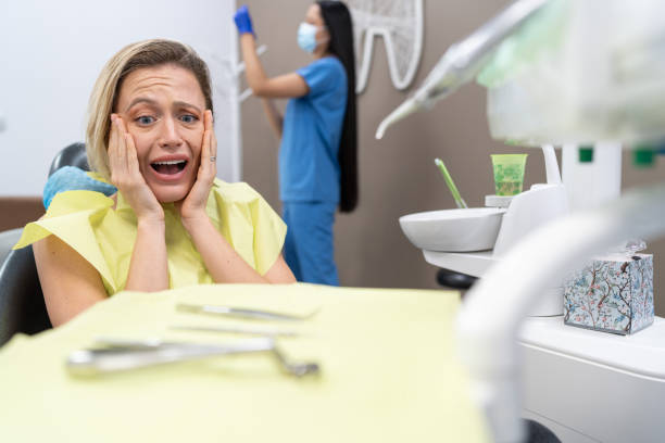 Best Emergency Cosmetic Dentistry (e.g., broken veneers) in Langhorne Manor, PA